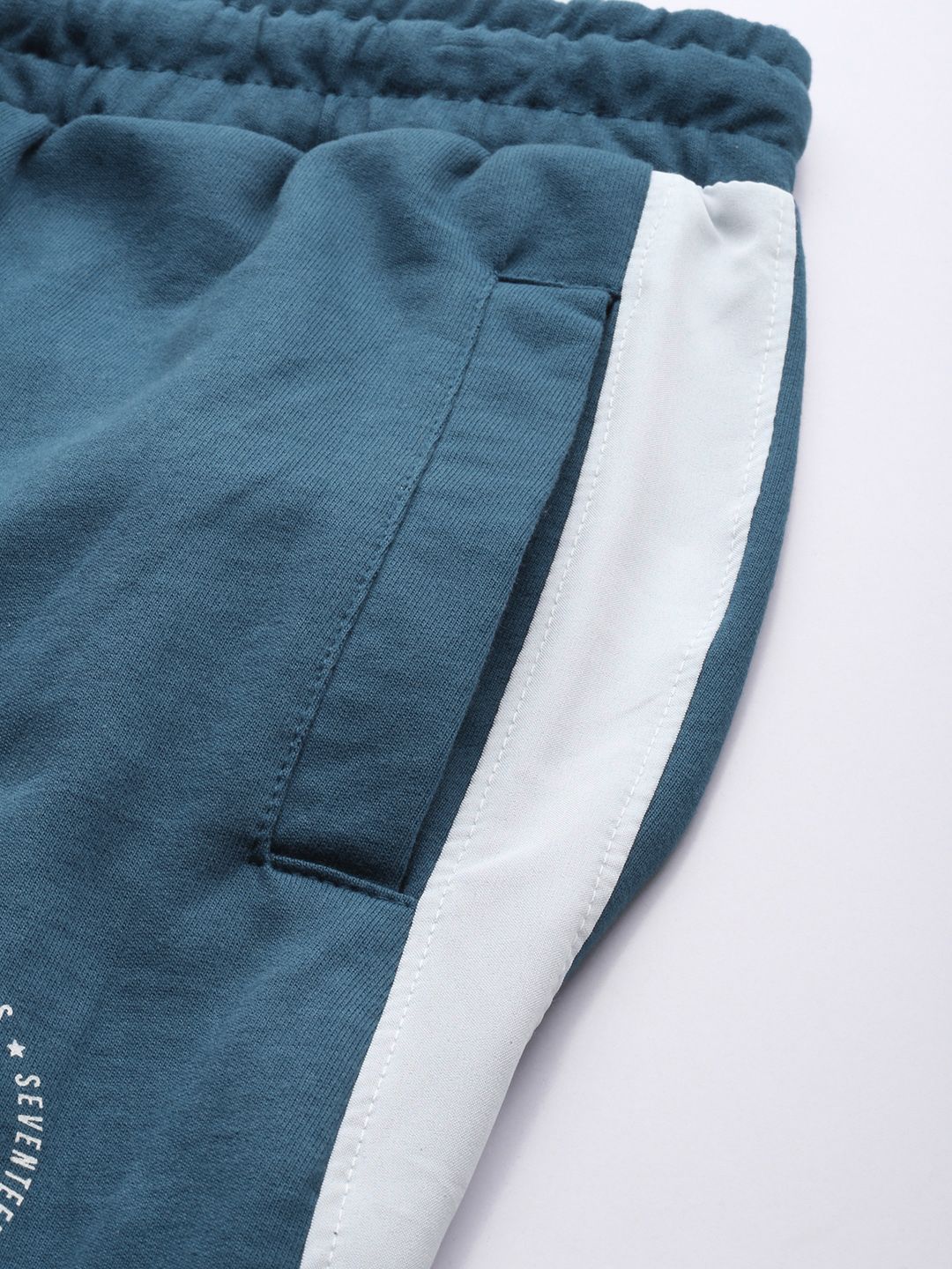 The Indian Garage Co Men Teal Solid Slim Fit  Jogger with Side Strips