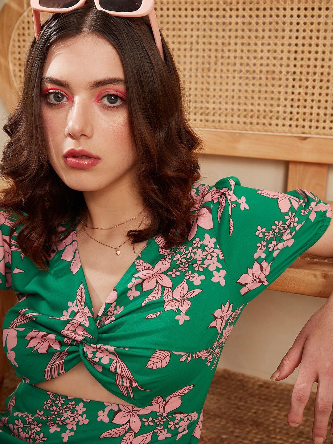 Berrylush Green Floral Printed V-Neck Puff Sleeve Cut Out Tiered Maxi Dress