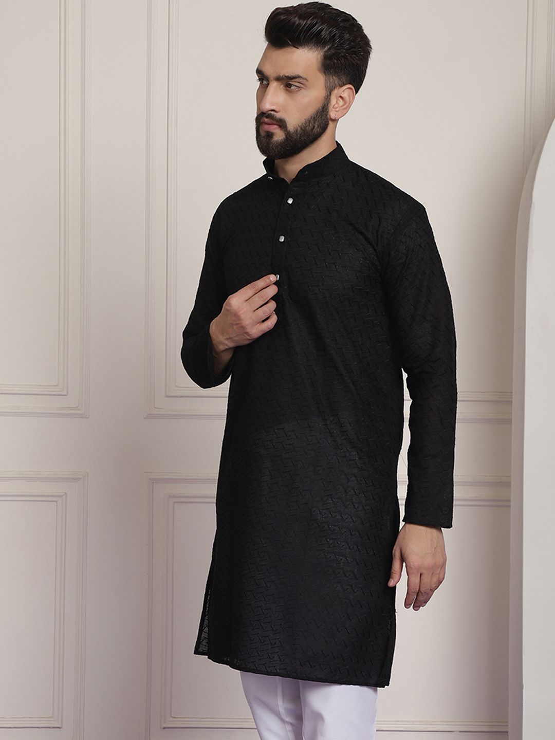 SOJANYA Men Pure Cotton Ethnic Motifs Embroidered Chikankari Kurta