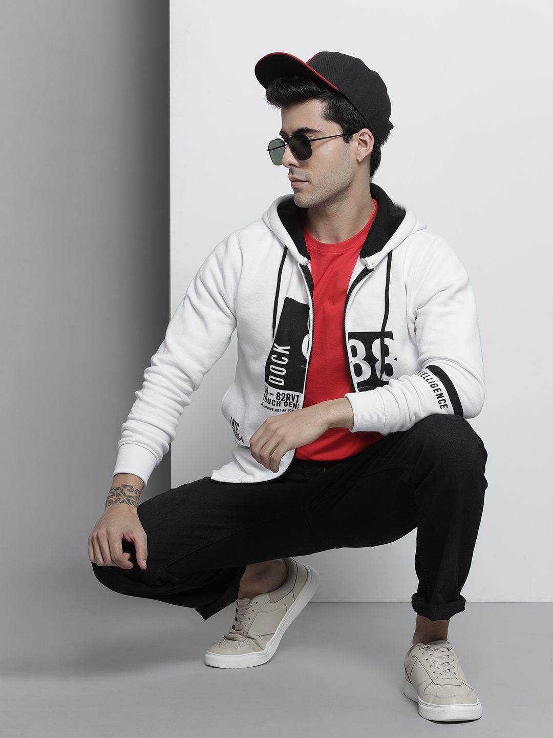 The Indian Garage Co Men White Colourblocked Hooded Sweatshirt