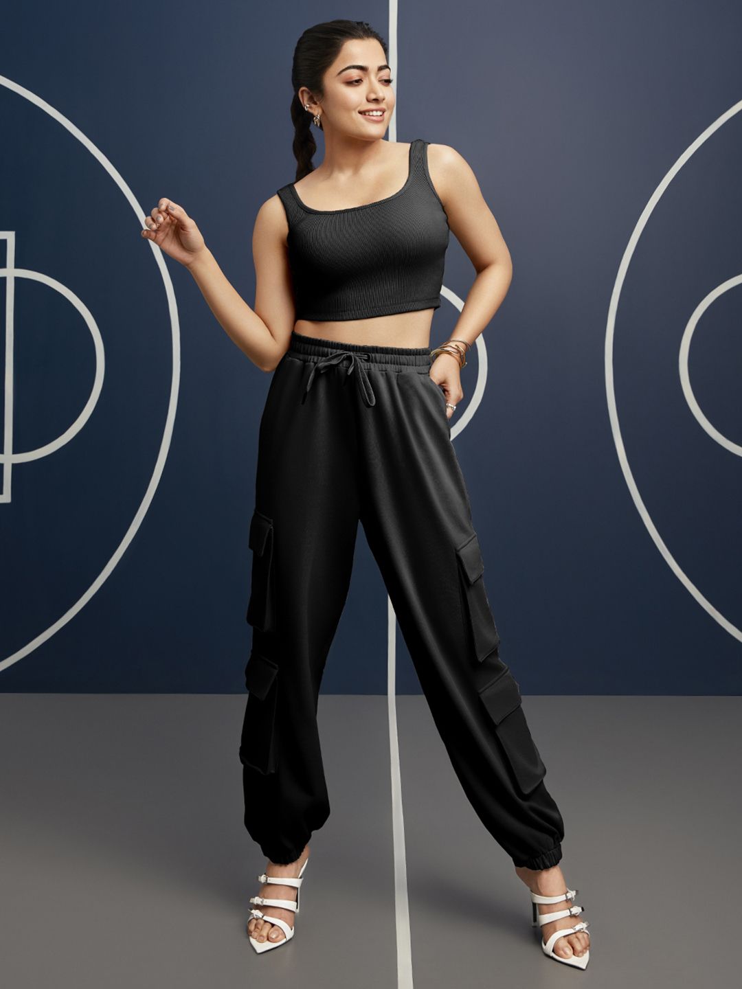 Bewakoof Square Neck Crop Top & Joggers