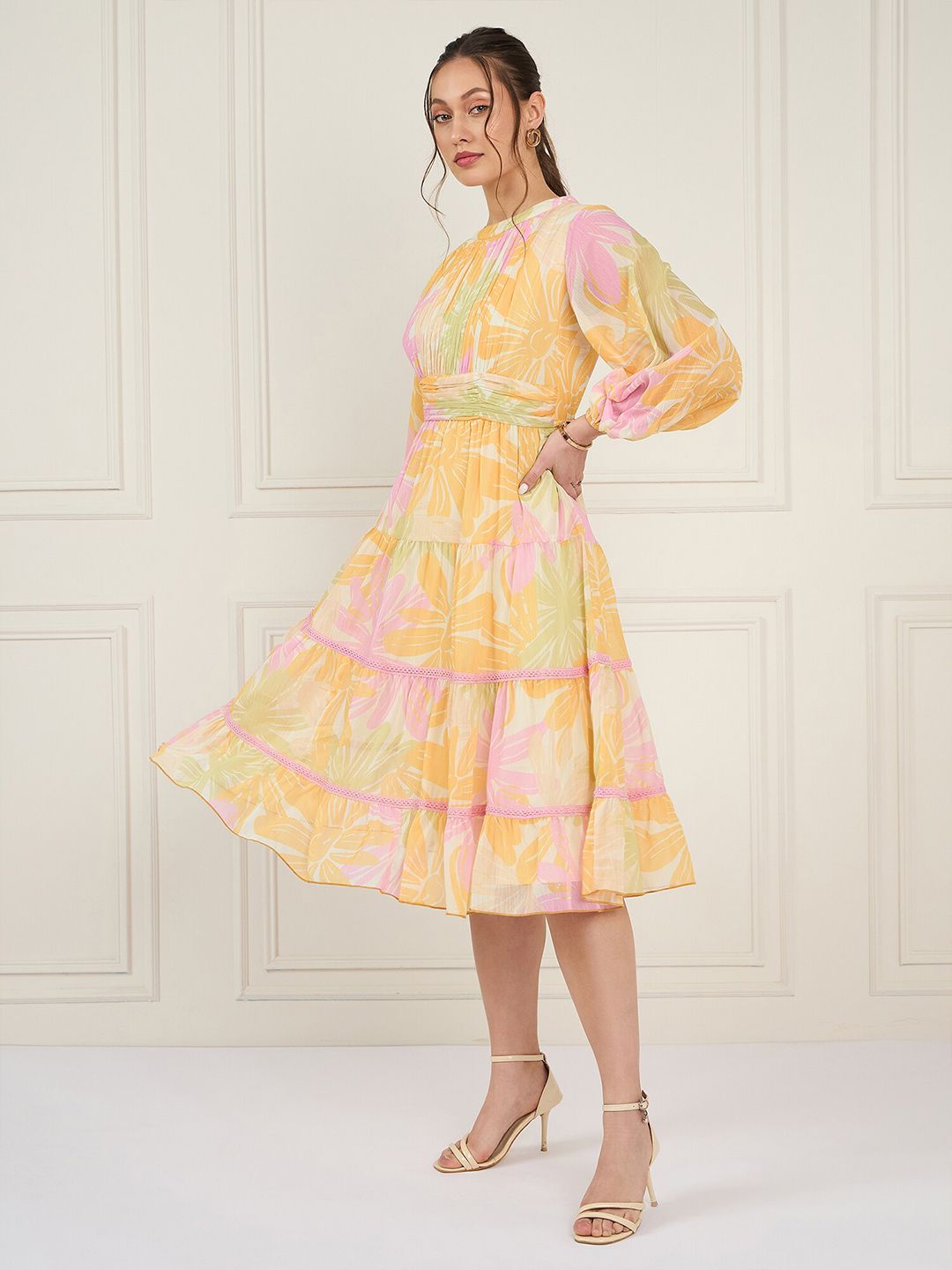 Antheaa Floral Printed Pleated Puff Sleeves Tiered Chiffon Fit & Flare Midi Dress