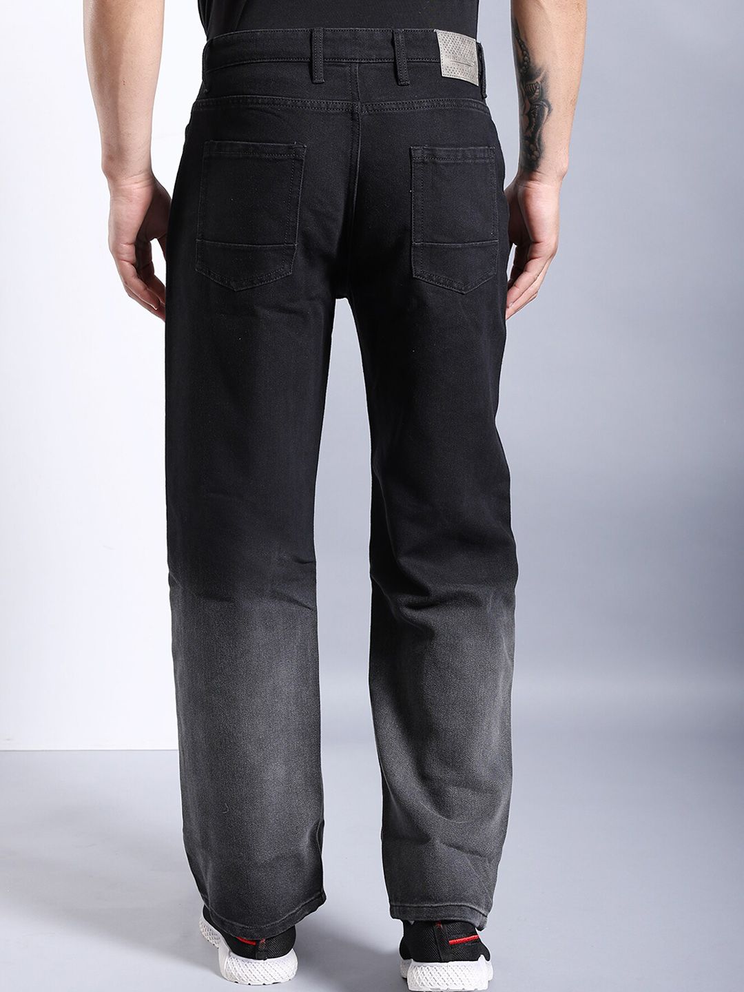 The Indian Garage Co Men Light Fade Mid-Rise Loose Baggy Fit Stretchable Jeans