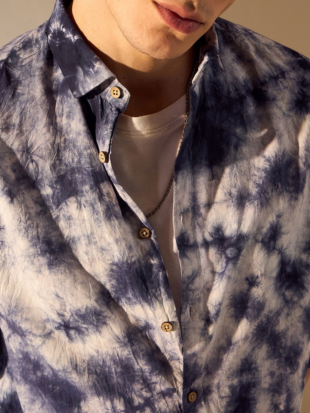 DENNISON Men Relaxed Spread Collar Dyed Cotton Oversized Casual Shirt