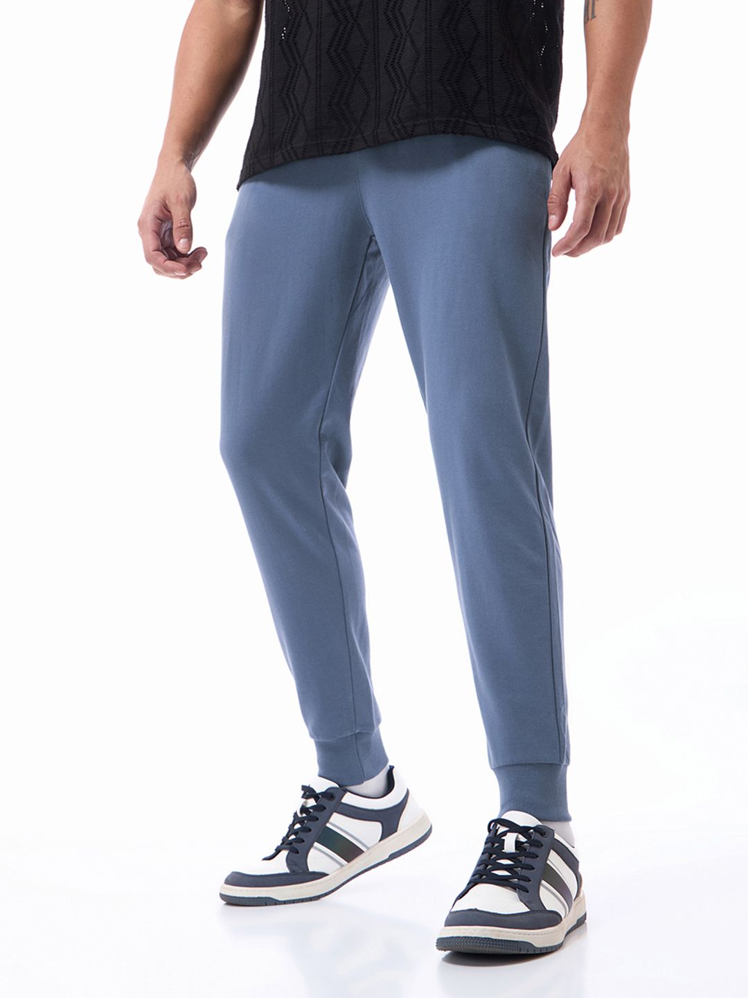Bewakoof Men Blue Solid Joggers