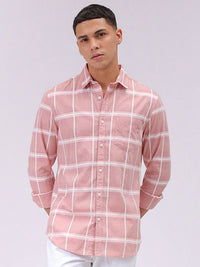 The Indian Garage Co Men Cutaway Collar Checked Cotton Slim Fit Casual Shirt