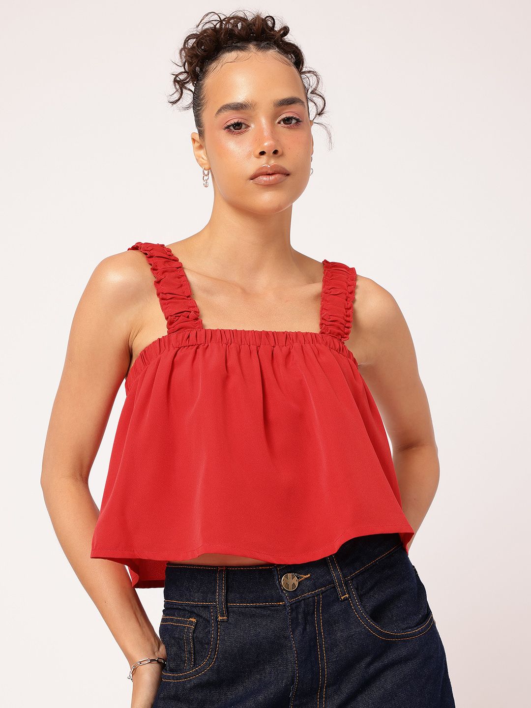 DressBerry Scarlet Flare Ruched Strap Crop Top