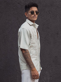 Powerlook Men Abstract Printed Spread Collar India Slim Casual Shirt
