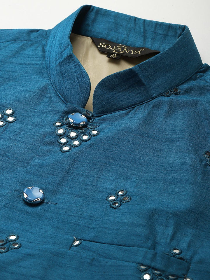 SOJANYA Men Solid Kurta with Churidar & Mirror Work jacket