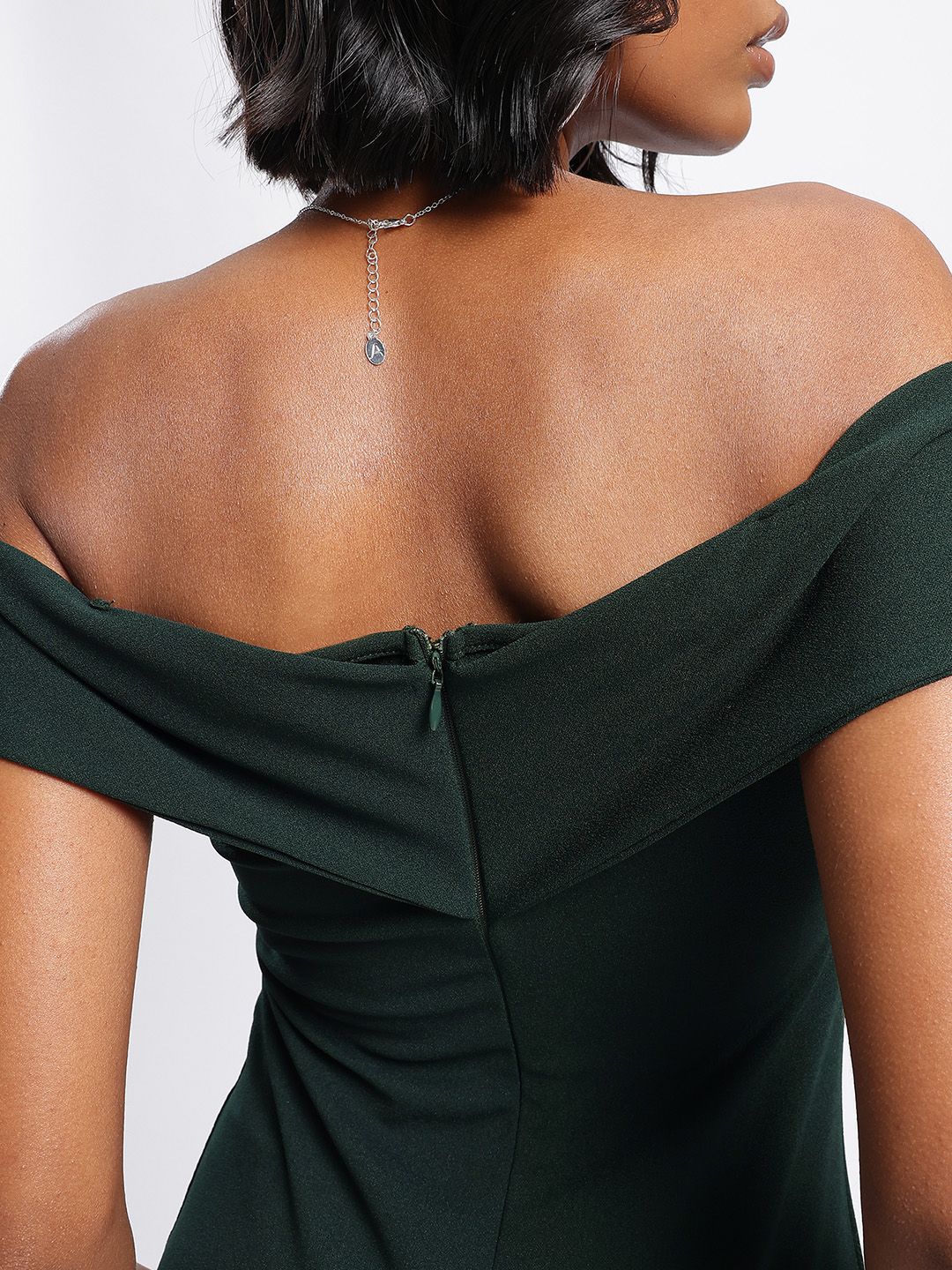 DressBerry Twists & Turns Off-Shoulder Bodycon Dress