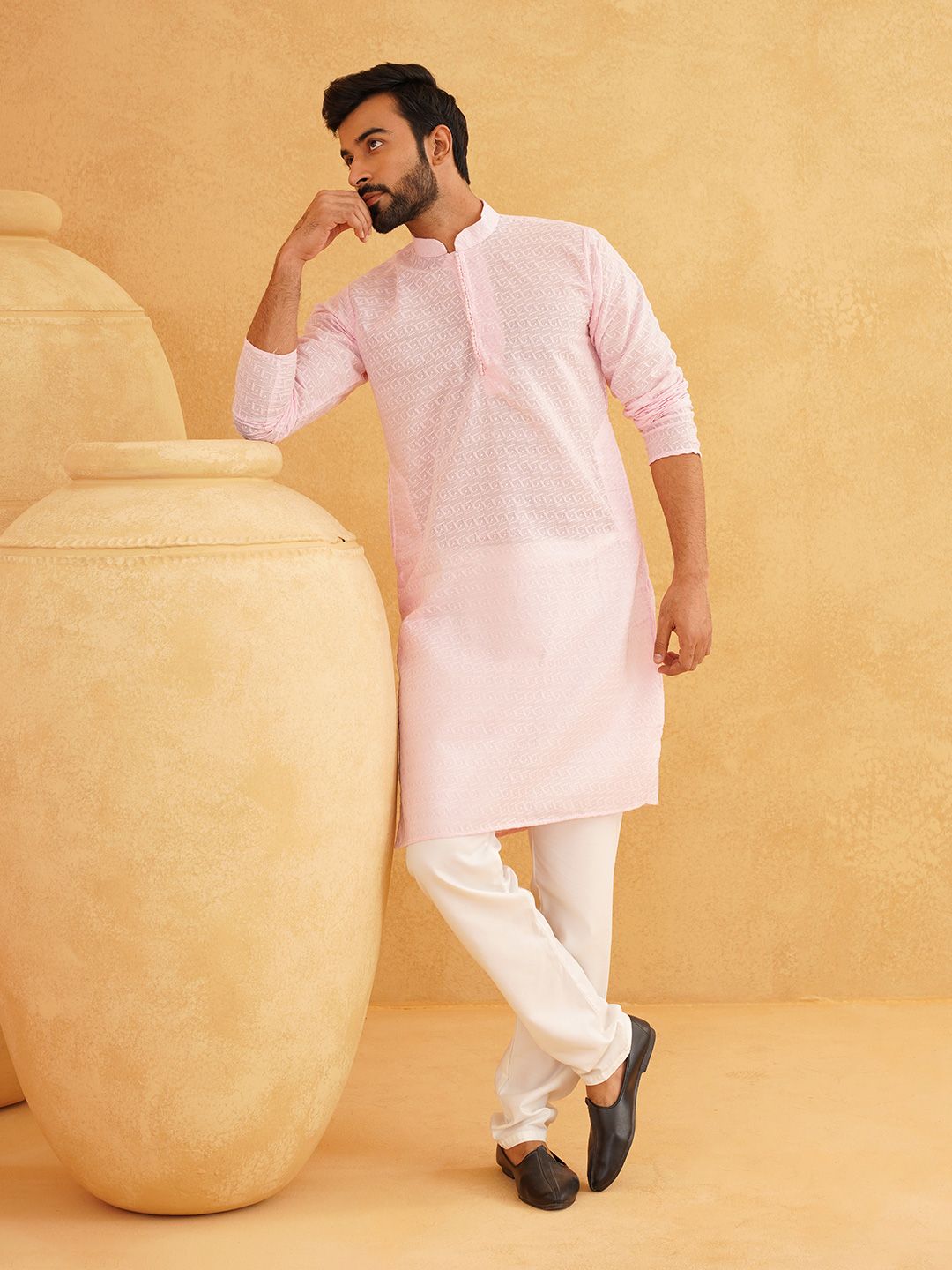 SOJANYA Geometric Embroidered Pure Cotton Straight Kurta