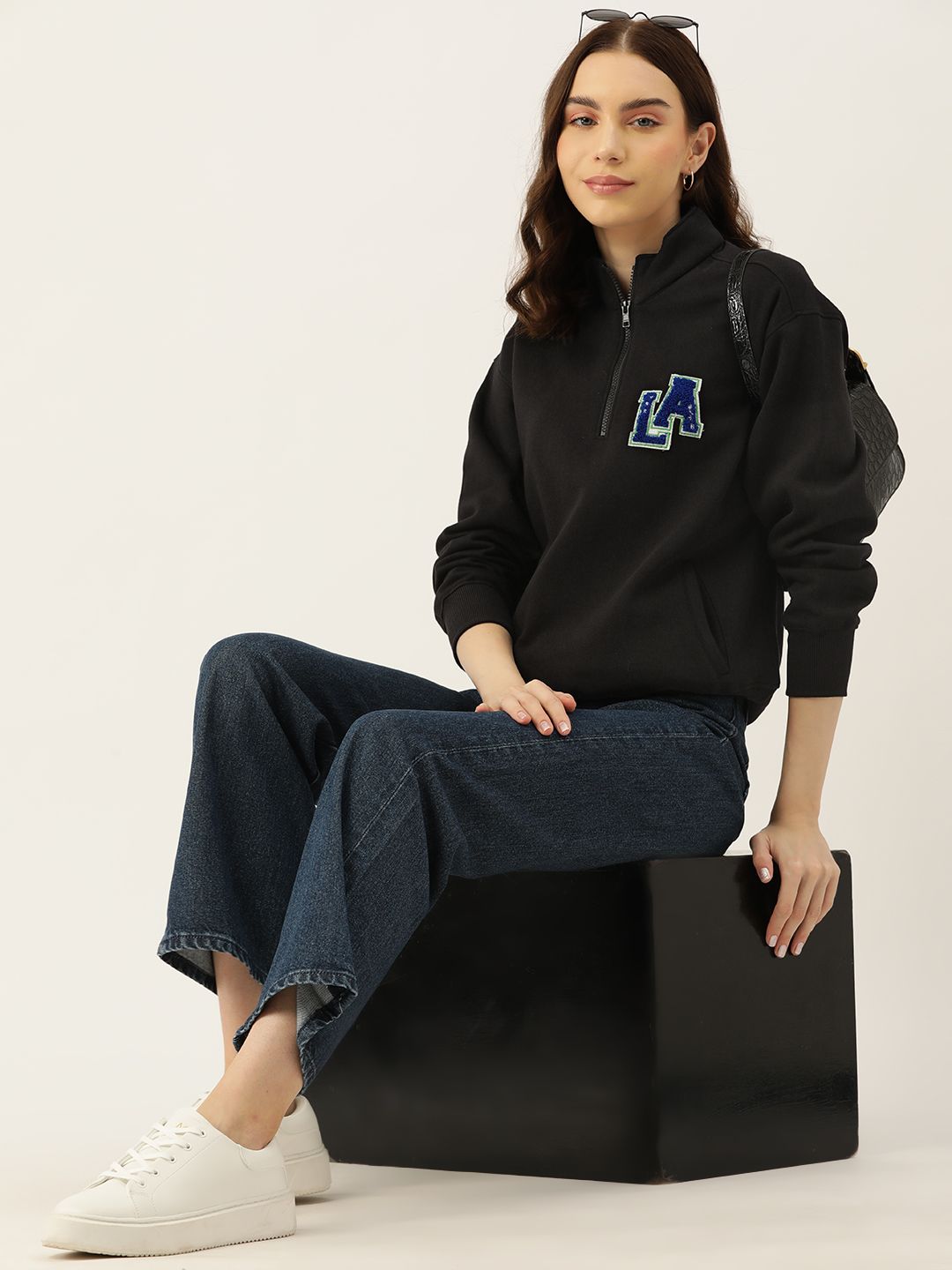 DressBerry Women Appique Detail Dropped-Shoulder Sleeves Sweatshirt