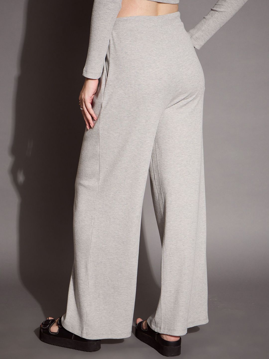 SASSAFRAS BASICS Solid Ribbed Trouser