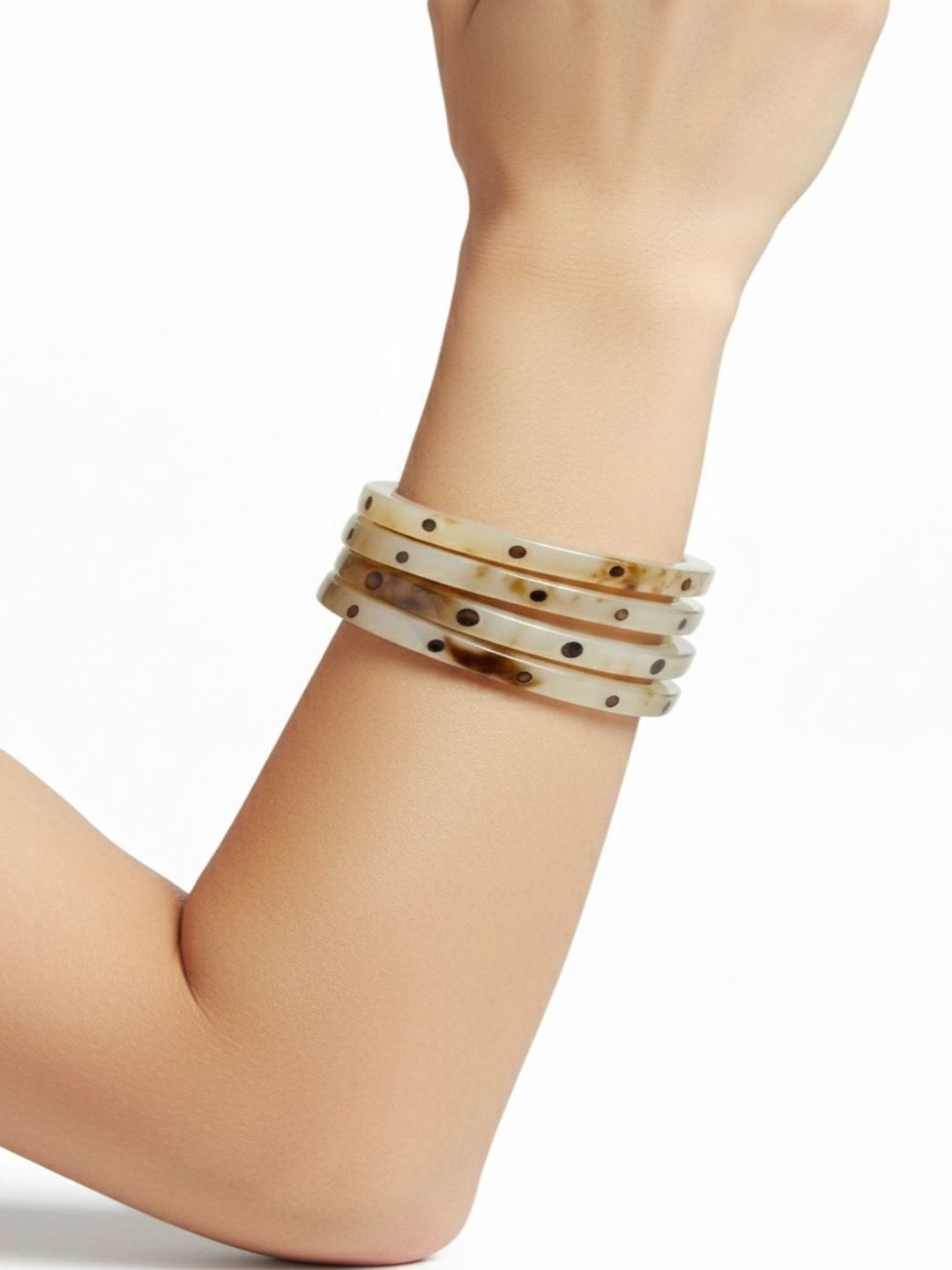 VOGUE PANASH Set Of 4 Bangles