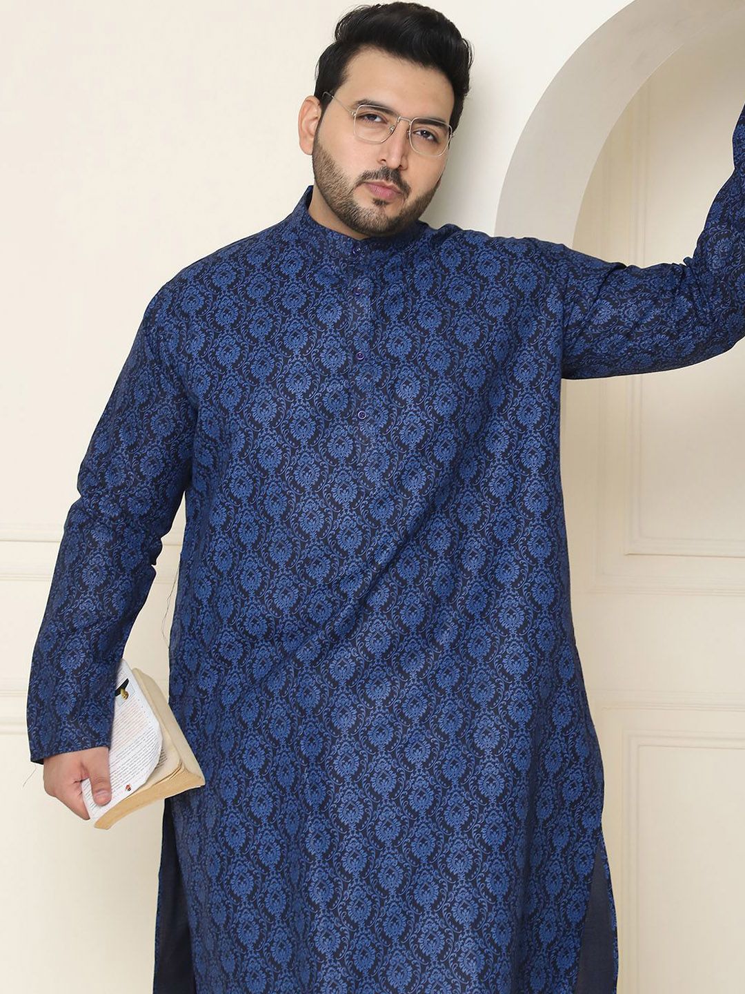 SOJANYA PLUS Ethnic Motifs Band Collar Straight Kurta With Pyjamas