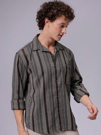 The Indian Garage Co Men Relaxed Fit Striped Dobby Textured Resortwear Shirt
