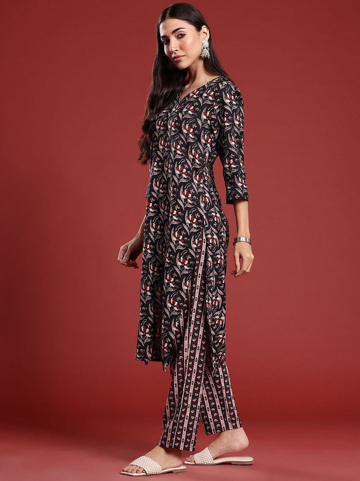 Anouk Ethnic Motifs Printed Pure Cotton Kurta with Trousers & Dupatta