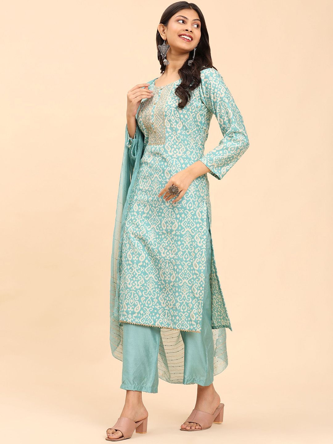 Mamicha Women Floral Printed Regular Pure Cotton Kurta with Palazzos & With Dupatta