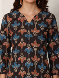 W Women Floral Printed Regular Pure Cotton Kurta with Trousers