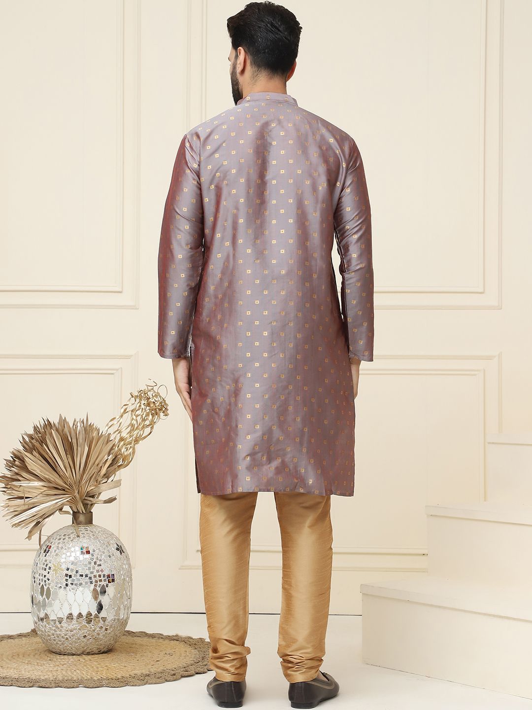 SOJANYA Kurta Kolar Mandarin Rekaan Tenun Geometrik dengan Churidar