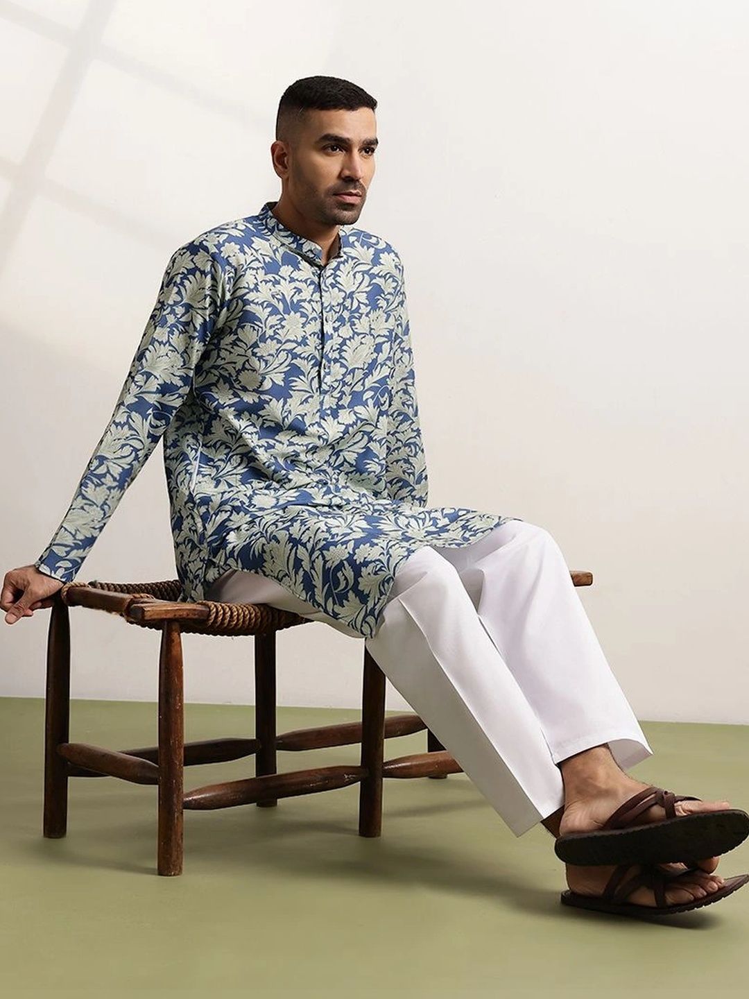 Anouk Men Floral Printed Kurta Biasa dengan Seluar