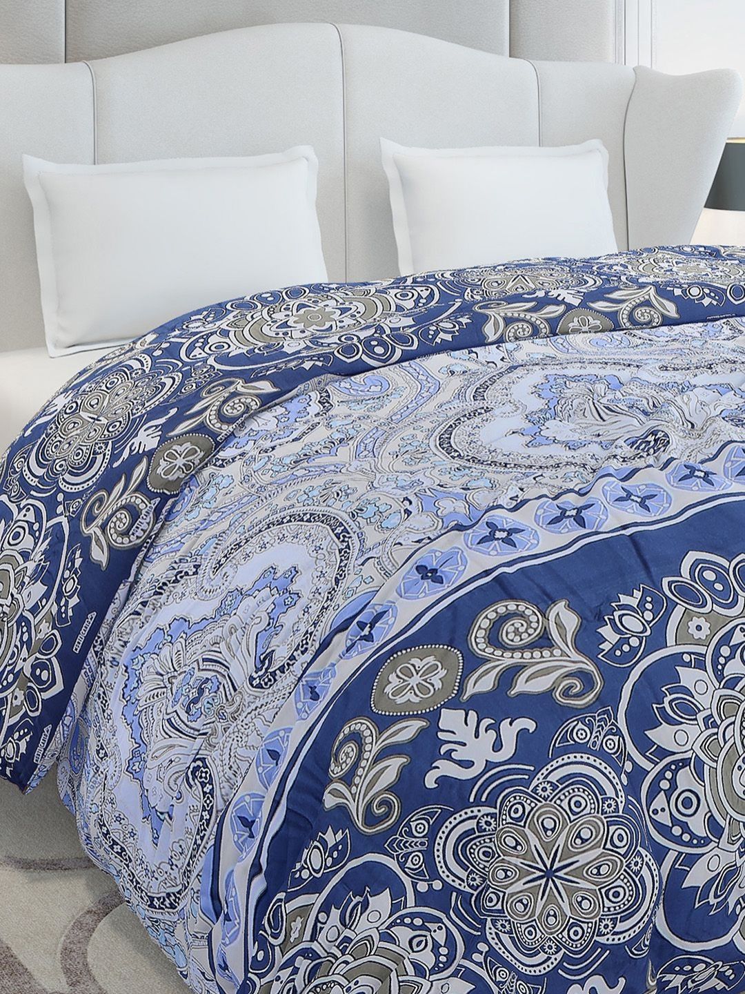Monte Carlo Blue & White Ethnic Motifs Mild Winter 210 GSM Double Bed Duvet