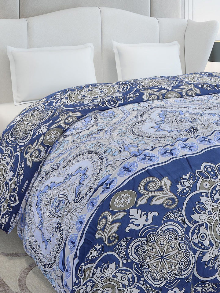 Monte Carlo Blue & White Ethnic Motifs Mild Winter 210 GSM Double Bed Duvet