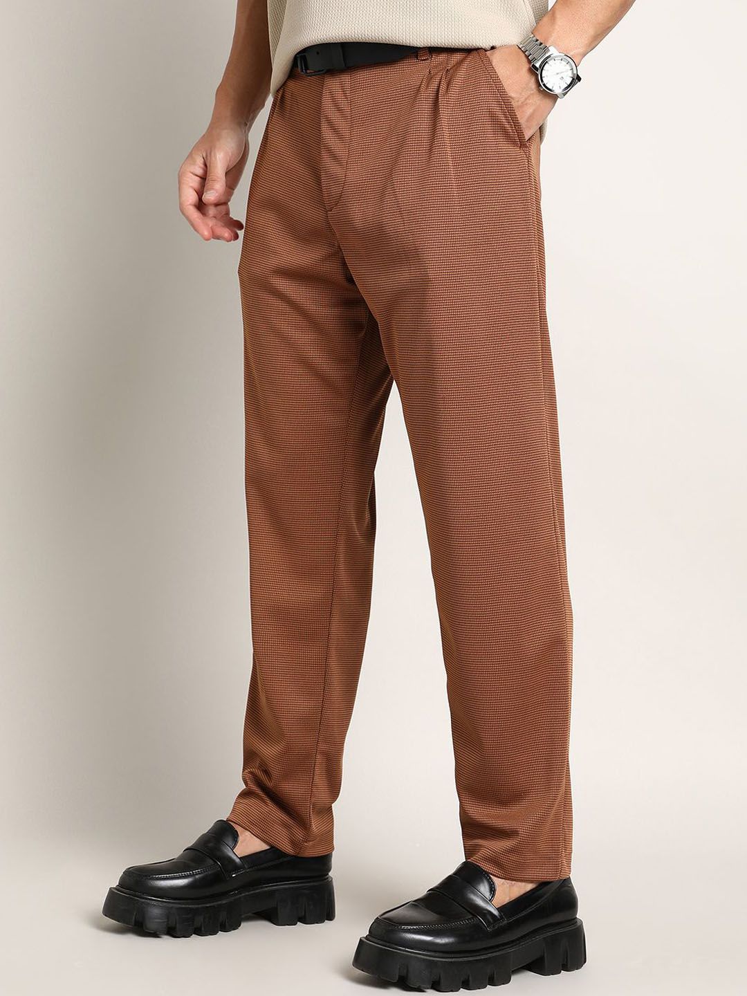 Campus Sutra Men Comfort Cargos Trousers