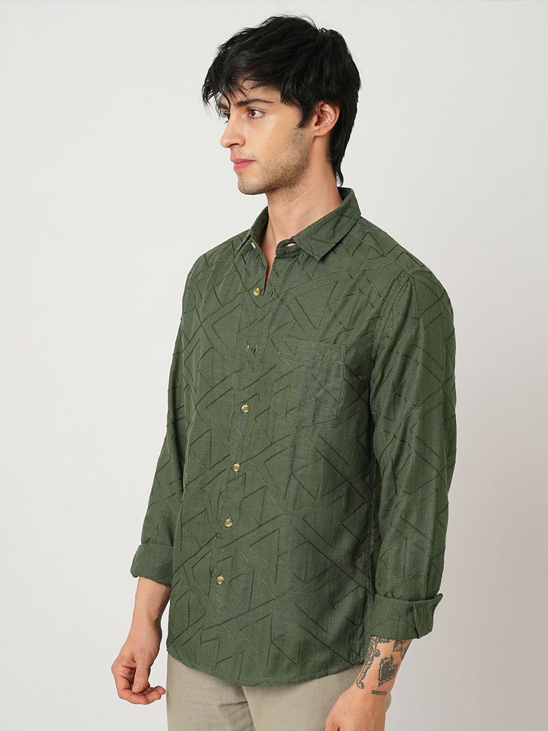 VASTRADO Men Classic Spread Collar Textured Cotton Slim Fit Casual Shirt