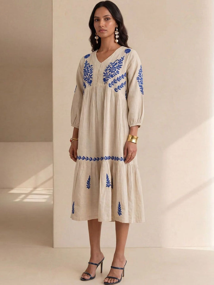 Pakaian Midi A-Line Bersulam Bunga Rumah Chikankari