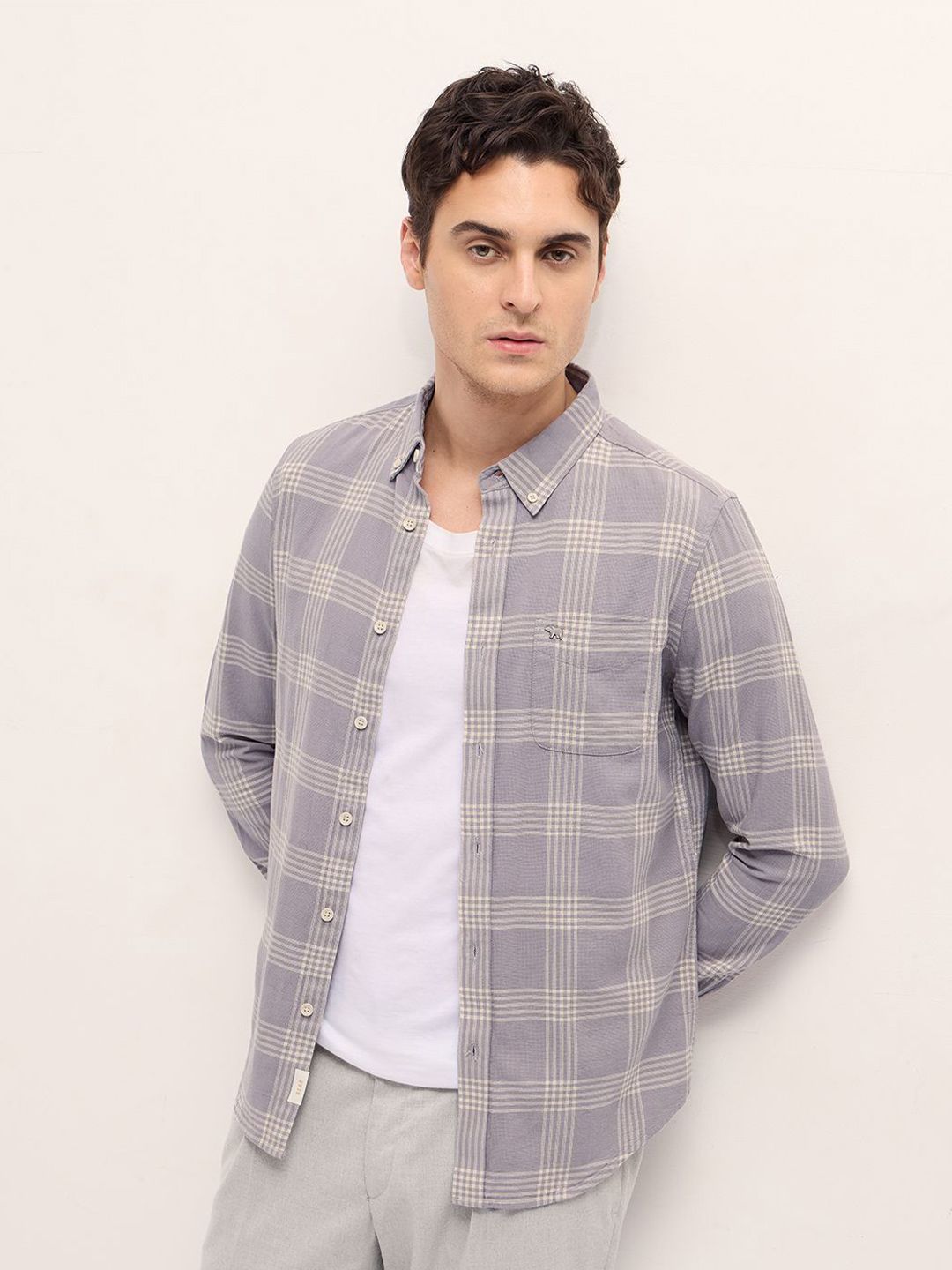 THE BEAR HOUSE Men Slim Fit Button-Down Collar Checked Cotton Casual Shirt