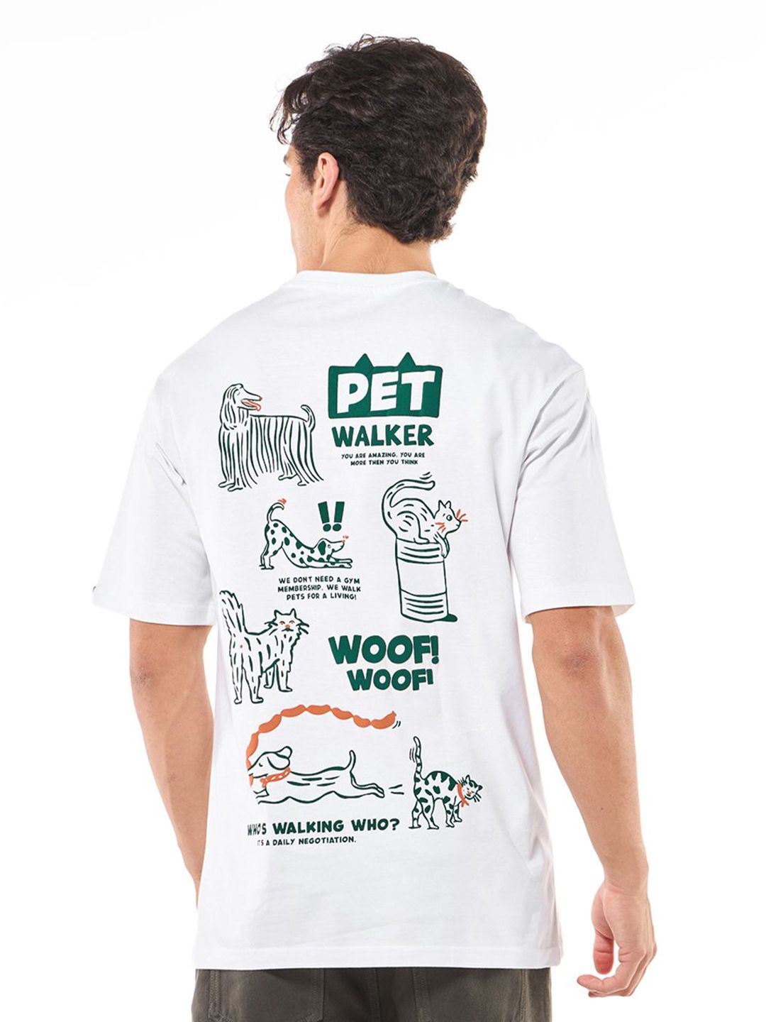 Bewakoof Men Graphic Printed Round Neck Cotton Pure Cotton Oversized T-shirt