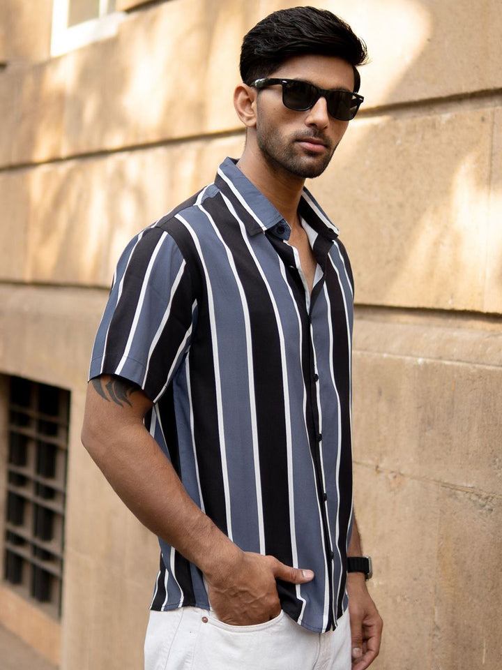 Powerlook Vertical Striped Short Sleeves Shirt