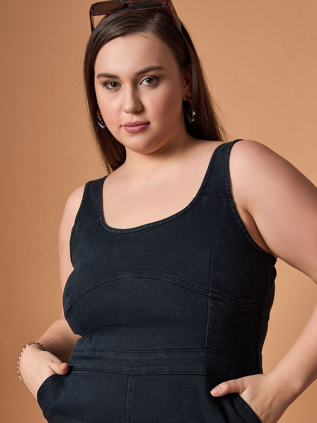 SASSAFRAS Curve Denim Sheath Midi Dress
