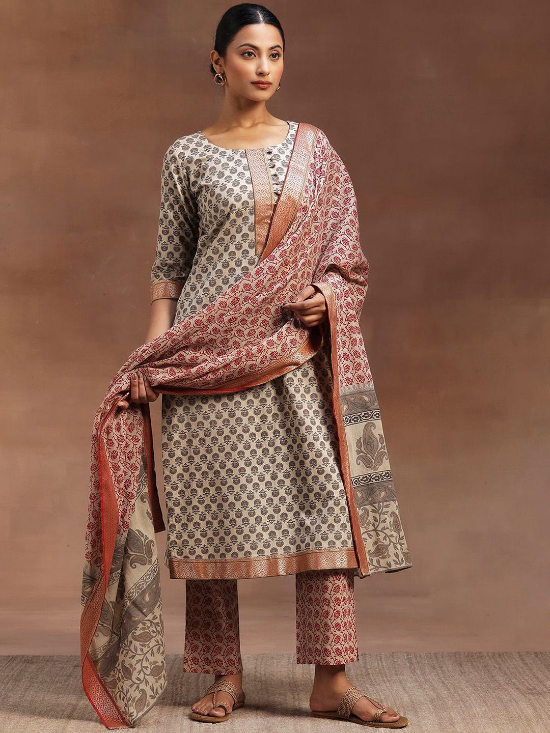 Libas Floral Printed Pure Cotton staight Kurta with Trousers & Dupatta
