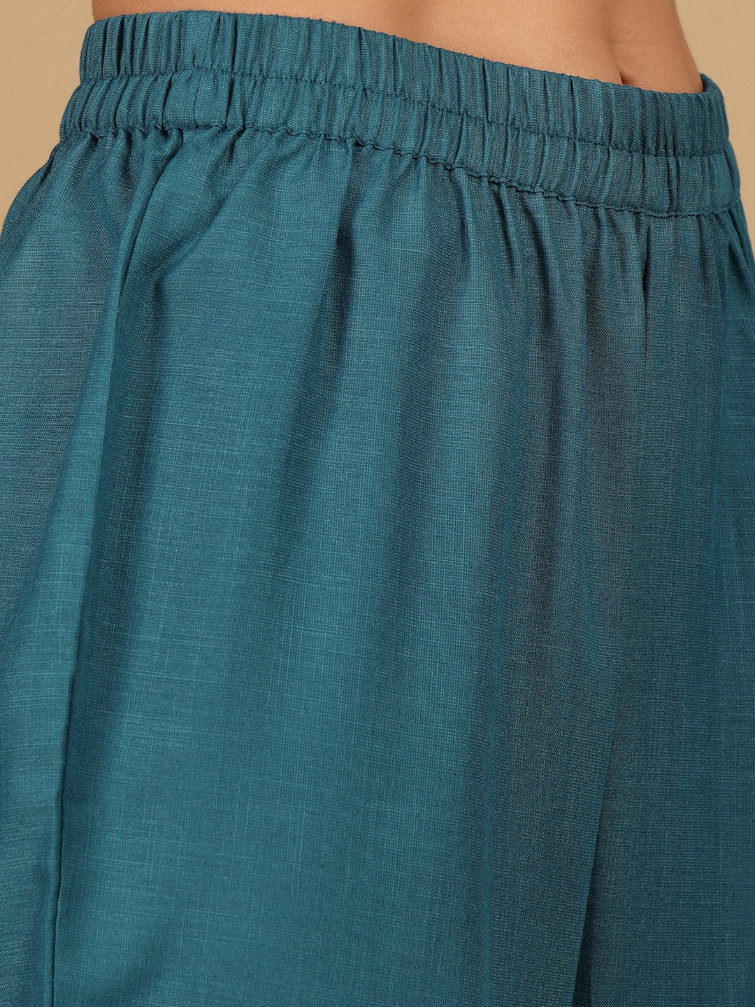 Varanga Yoke Design Thread Work Notc Neck Straight Kurta With Trousers And Dupatta