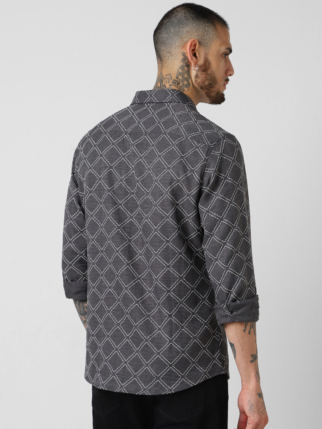 VASTRADO Men Classic Slim Fit Geometric Printed Casual Shirt