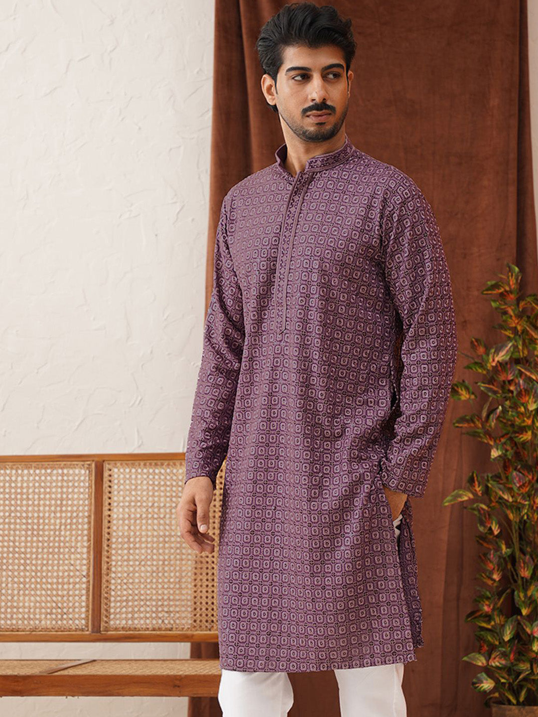 Jompers Men Geometric Embroidered Sequinned Kurta