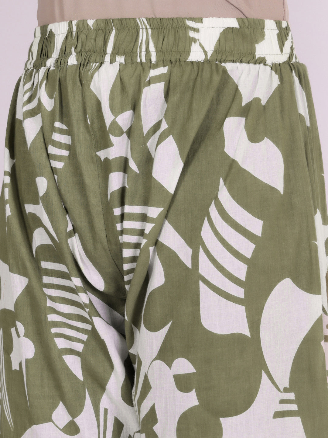 Varanga Floral Printed V-Neck Pure Cotton Straight Kurta dengan seluar