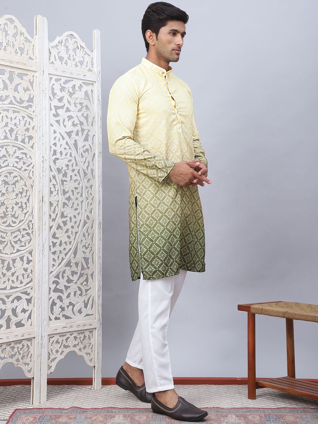 Jompers Ombre Printed Mandarin Collar Sequinned Straight Kurta With Pyjamas