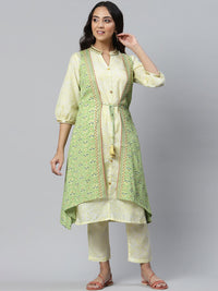 AURELIA Women Green Ethnic Motifs Embroidered Layered Kurta with Trousers