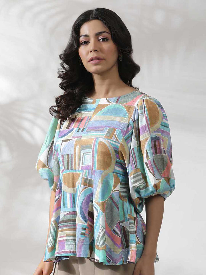W Geometric Printed Puffed Sleeves Top