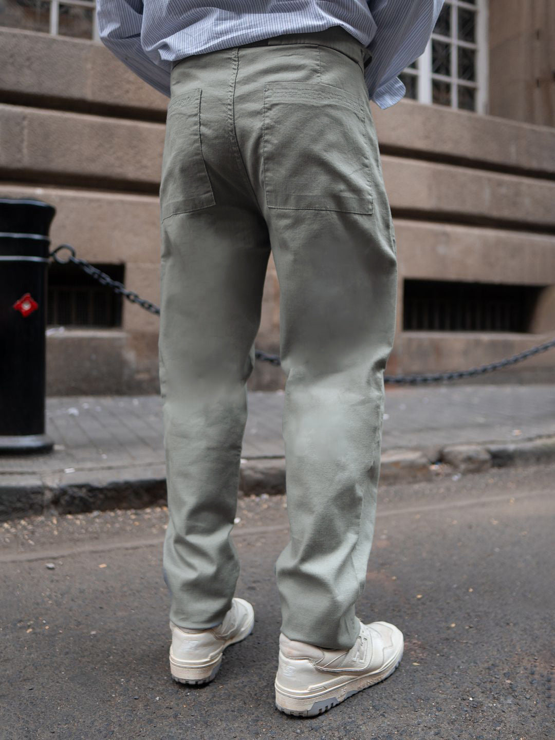 Powerlook Men Regular Fit Mid Rise Linen Trousers