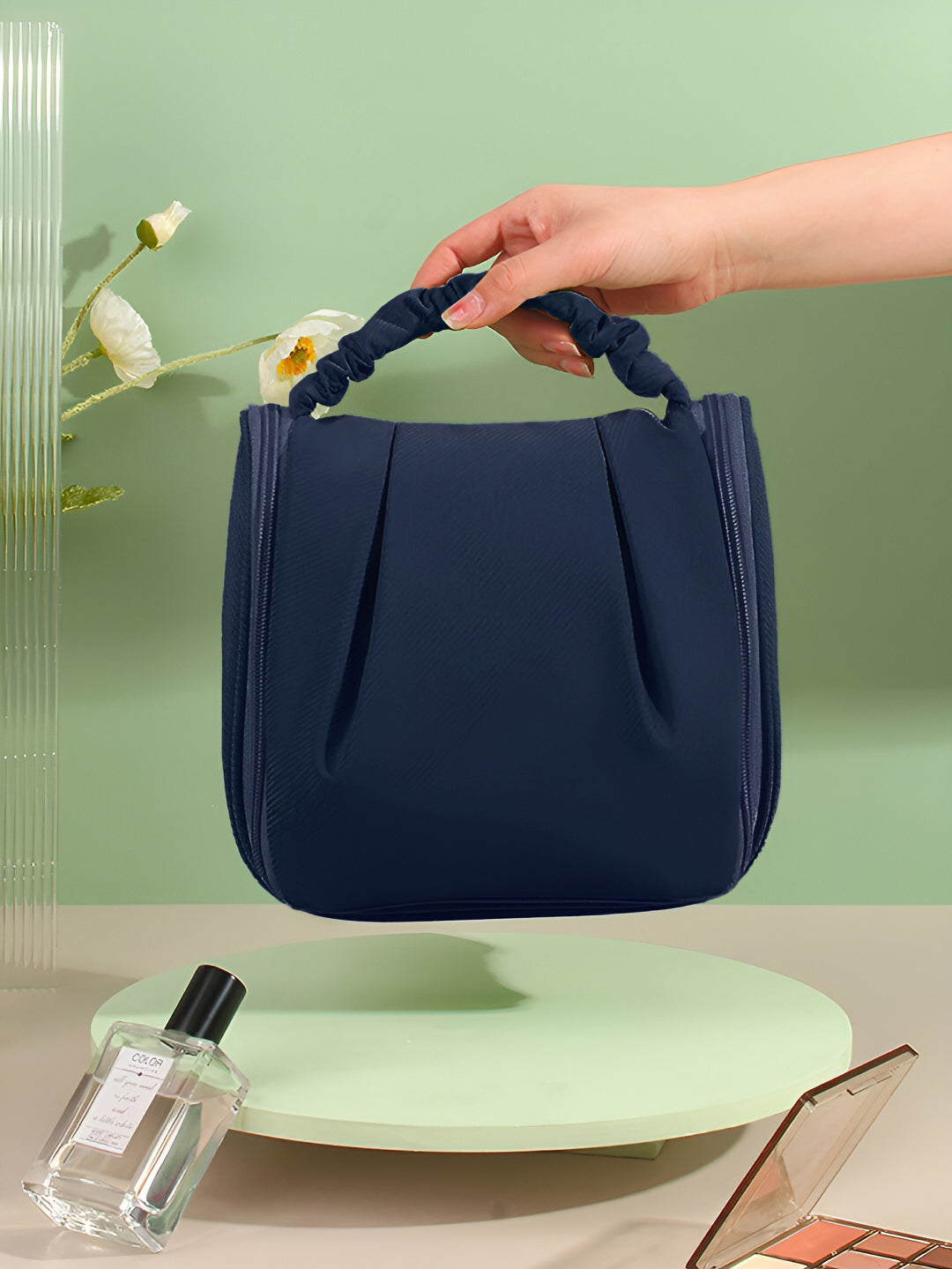 Cortina Navy Blue Water Resistant Makeup Organiser