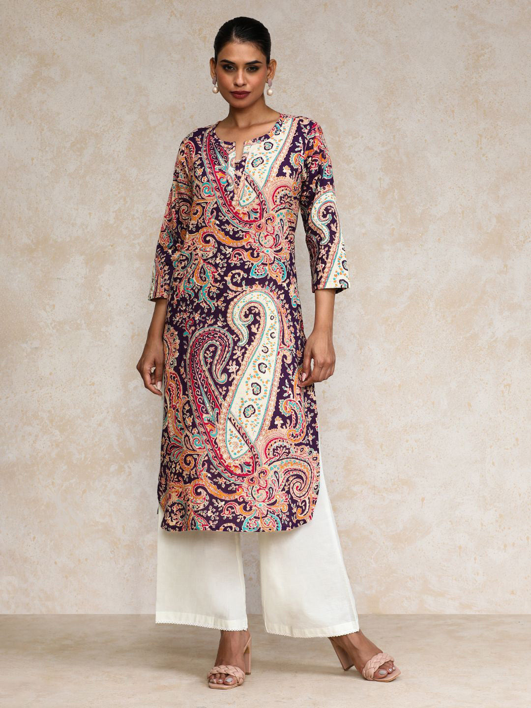 Varanga Ethnic Motifs Printed Pure Cotton Notch Neck Straight Kurta
