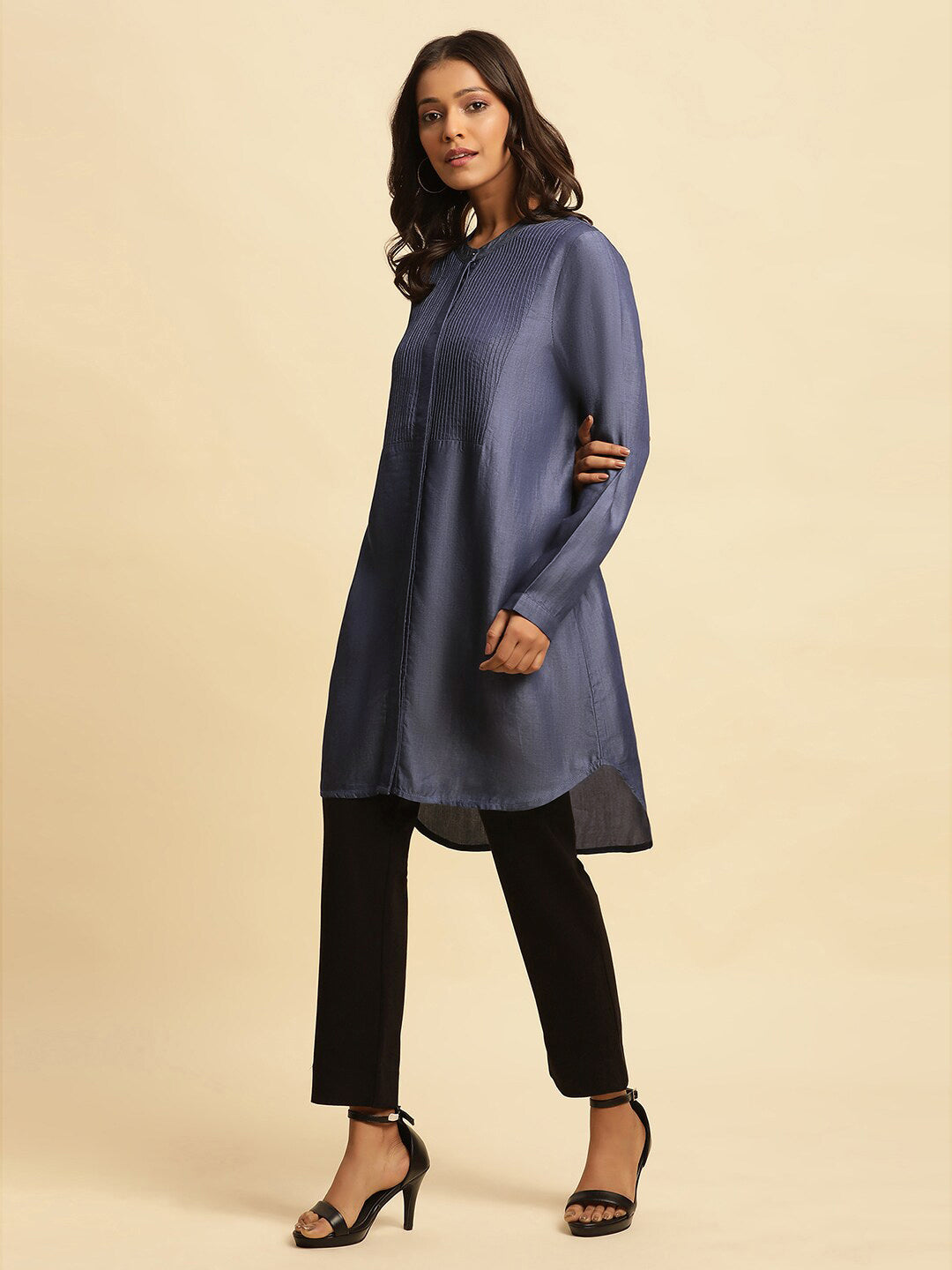 W Mandarin Collar Long Sleeves Lyocell Kurta