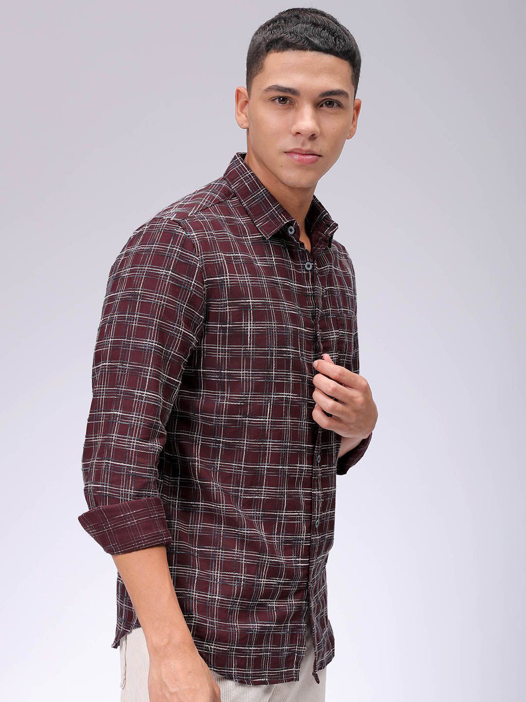 The Indian Garage Co Men Slim Fit Opaque Checked Casual Shirt