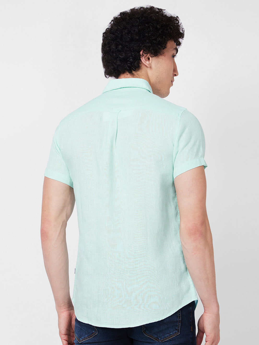 SPYKAR Spread Collar Short Sleeves Regular Fit Opaque Casual Shirt