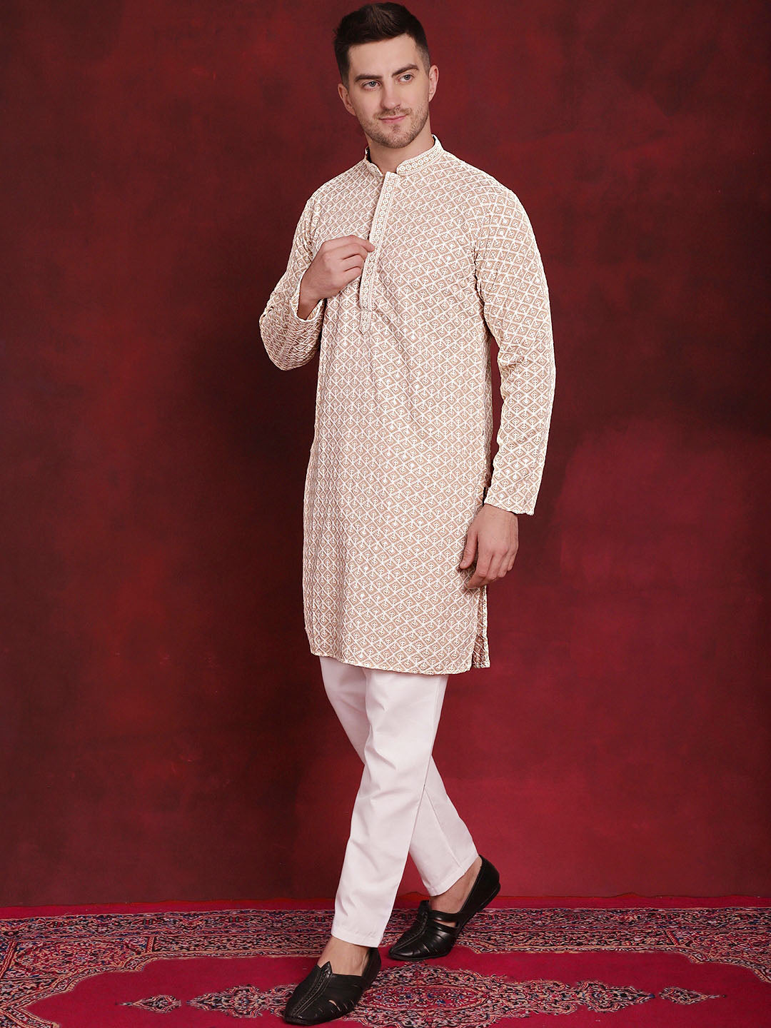 Jompers Geometric Self Design Thread Work Pure Cotton Kurta With Pyjamas