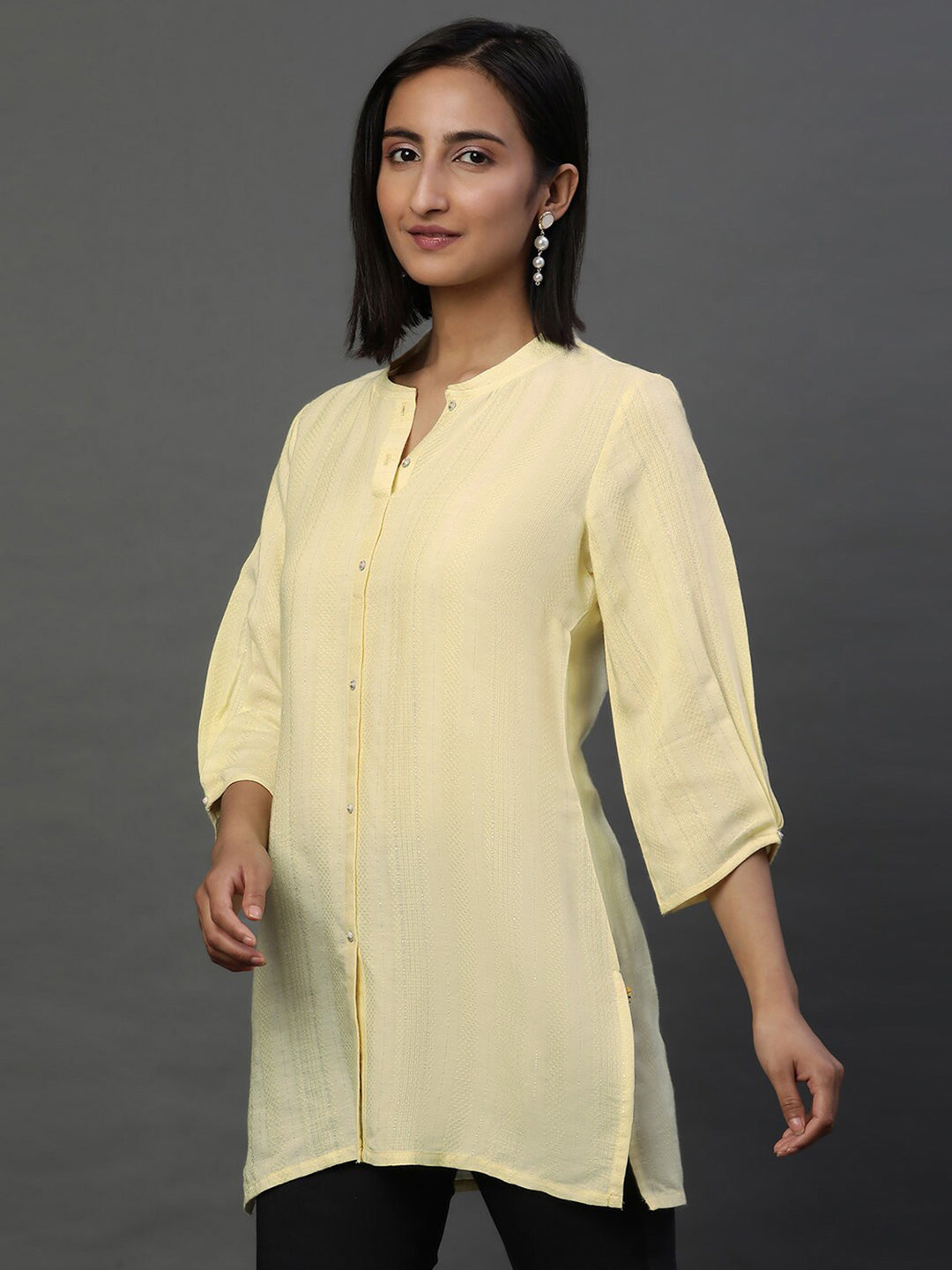 AURELIA Geometric Woven Design Mandarin Collar Straight Kurti
